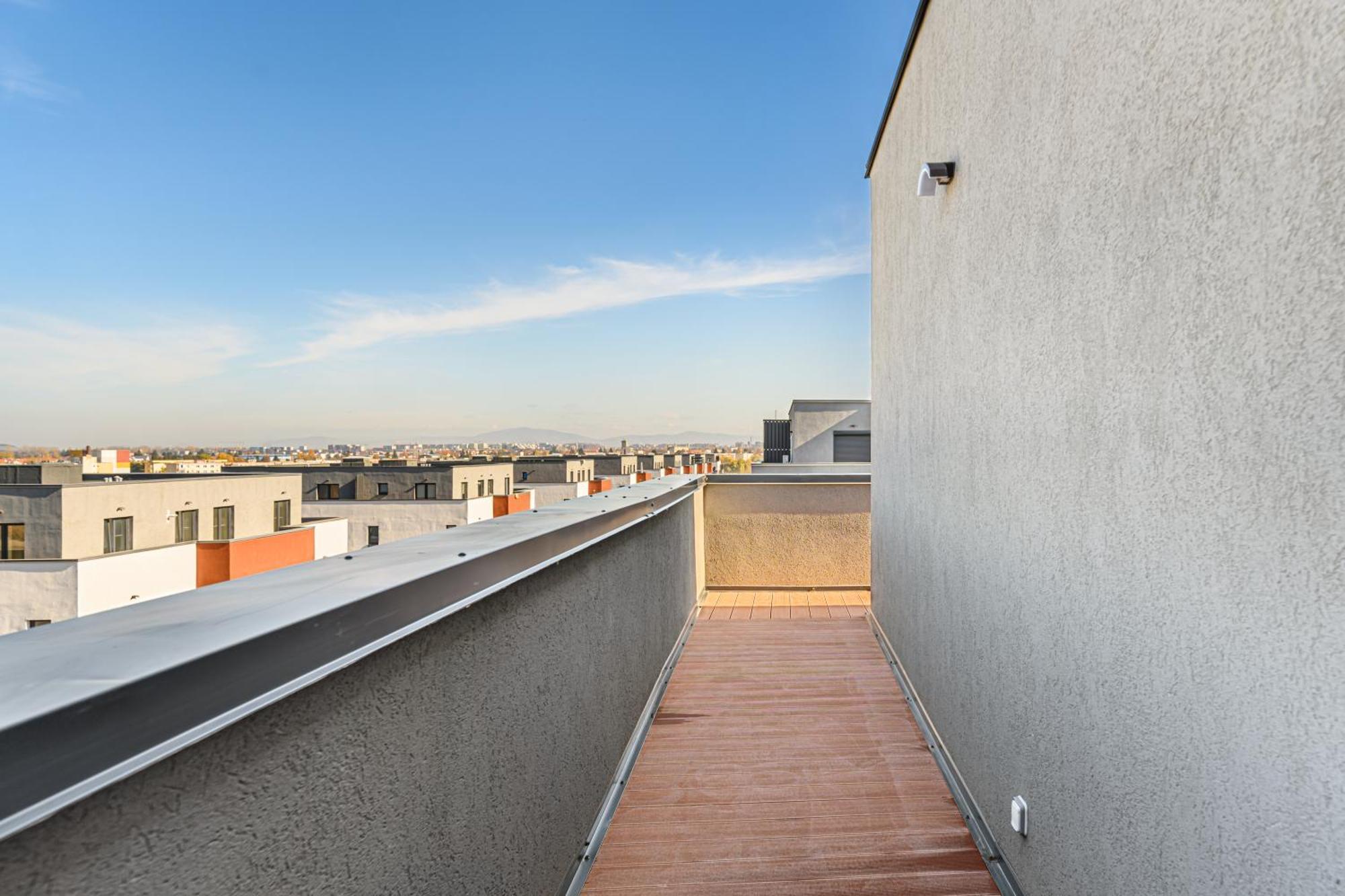 Koa - The Box Apartment Brasov Exterior photo